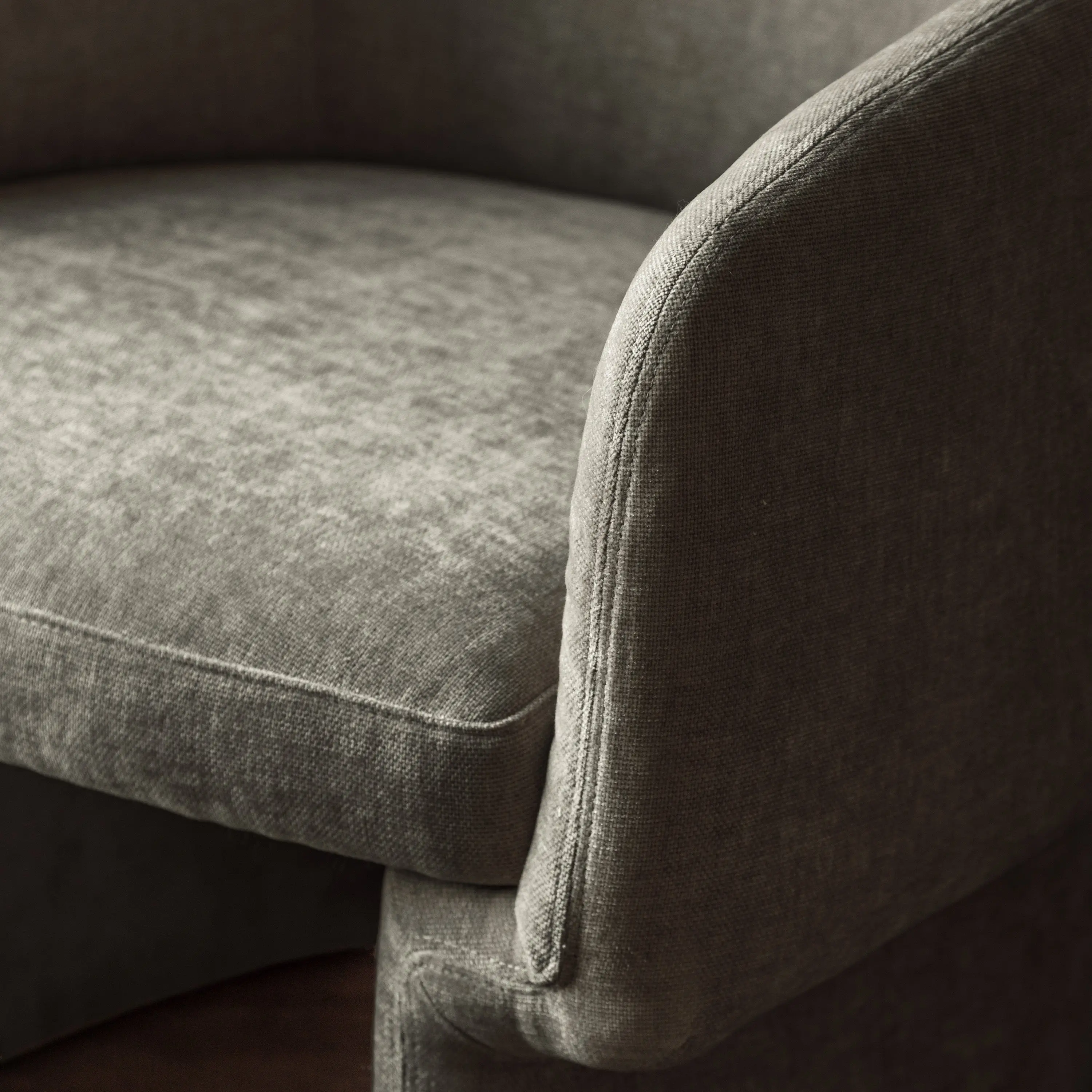 Askel Armchair in Grey - Image 4