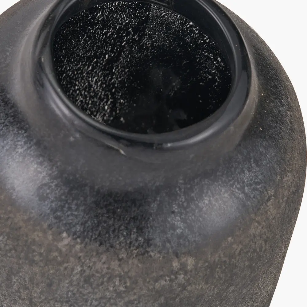 Etna Black and White Glass Vase - Image 2