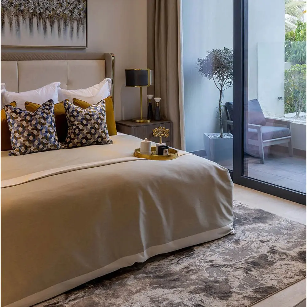 London Rug Company - Inaya Rug - Image 4