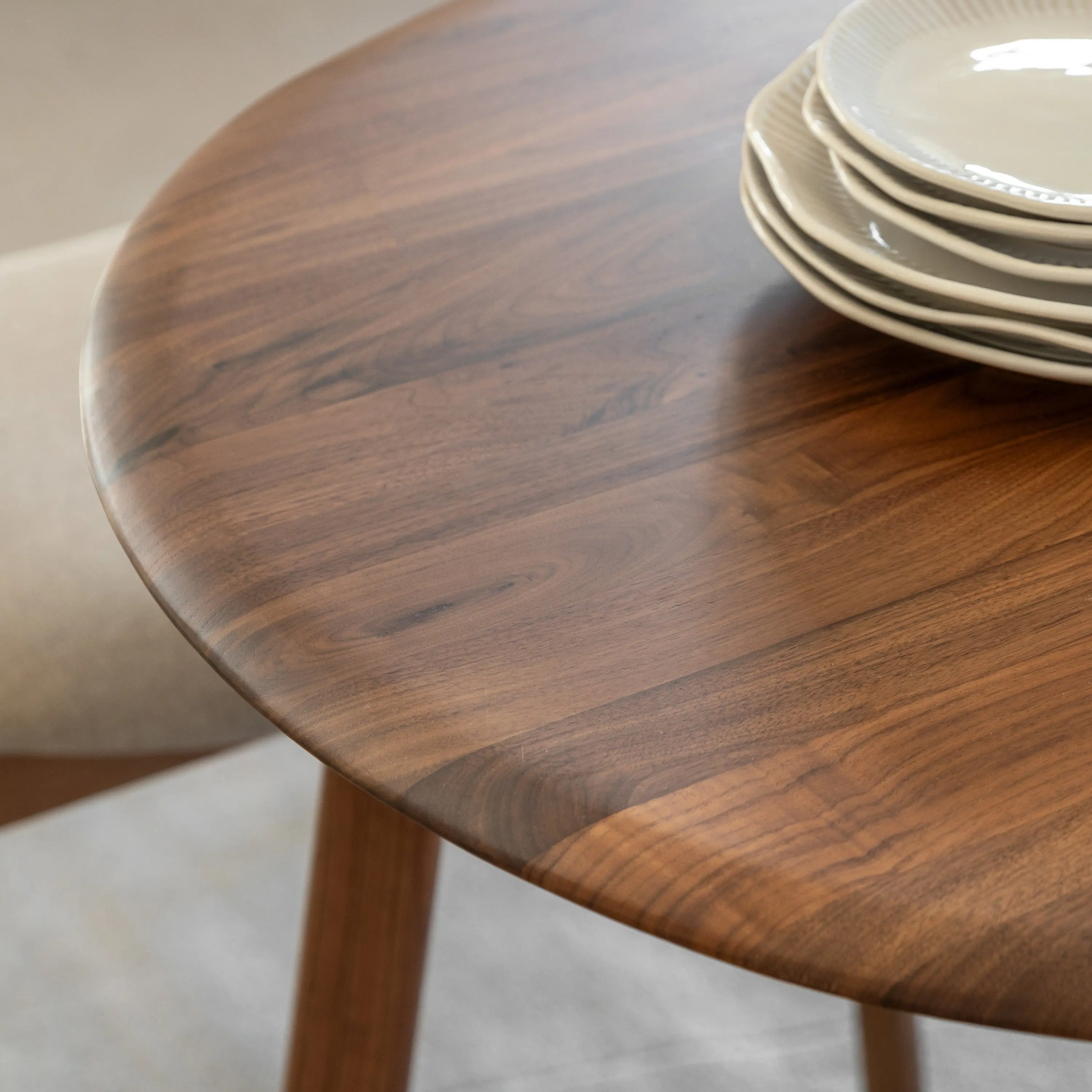 Madaro 200-250cm Extending Dining Table in Walnut - Image 5