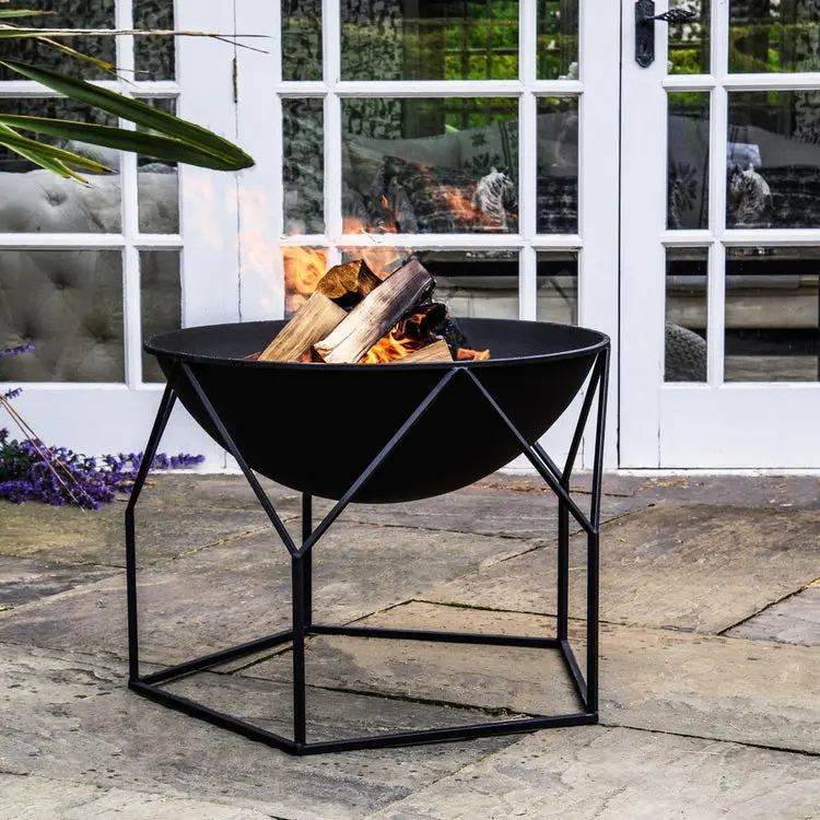 Outdoor Buckingham Fire Pit Black - Image 4