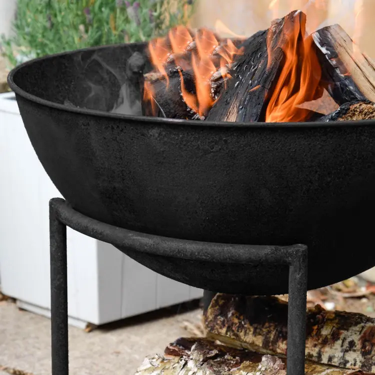 Outdoor XL Cast Iron Fire Pit in Black Iron - Image 3