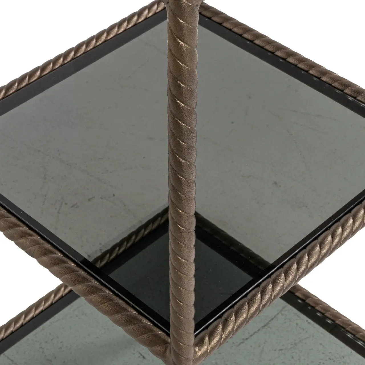 Richmond Interiors Sheridon Gold Display Cabinet - Image 3
