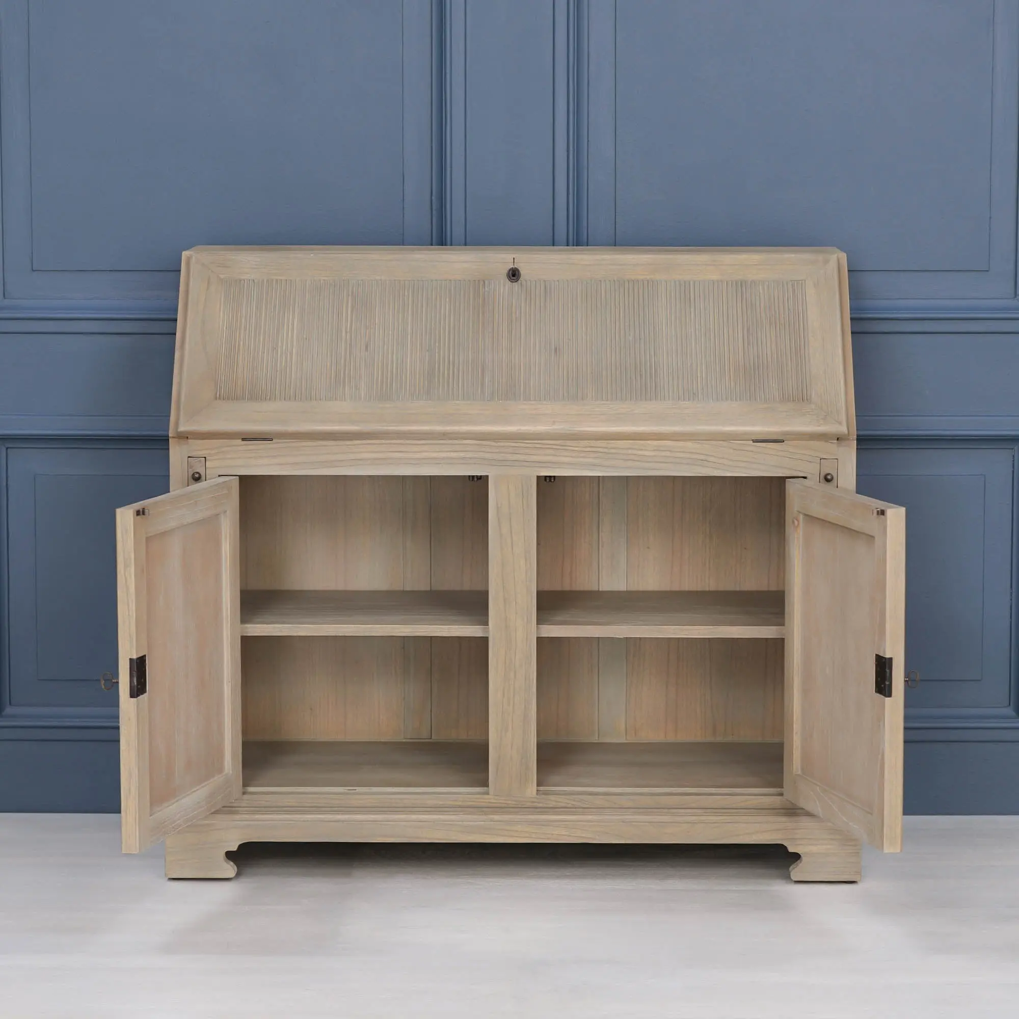 Rustic Wooden Bureau Desk - Image 18